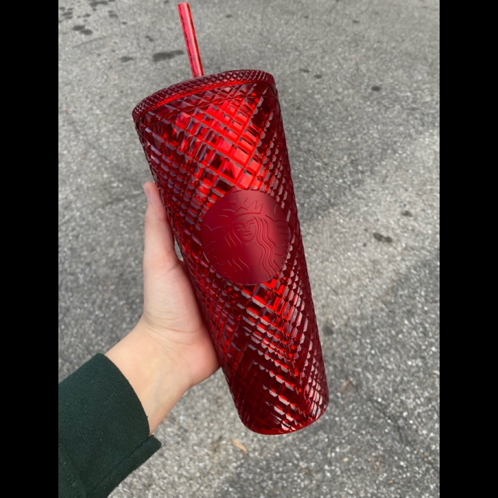 Red jeweled venti 24oz Xmas 2021 Starbucks tumbler! NWT